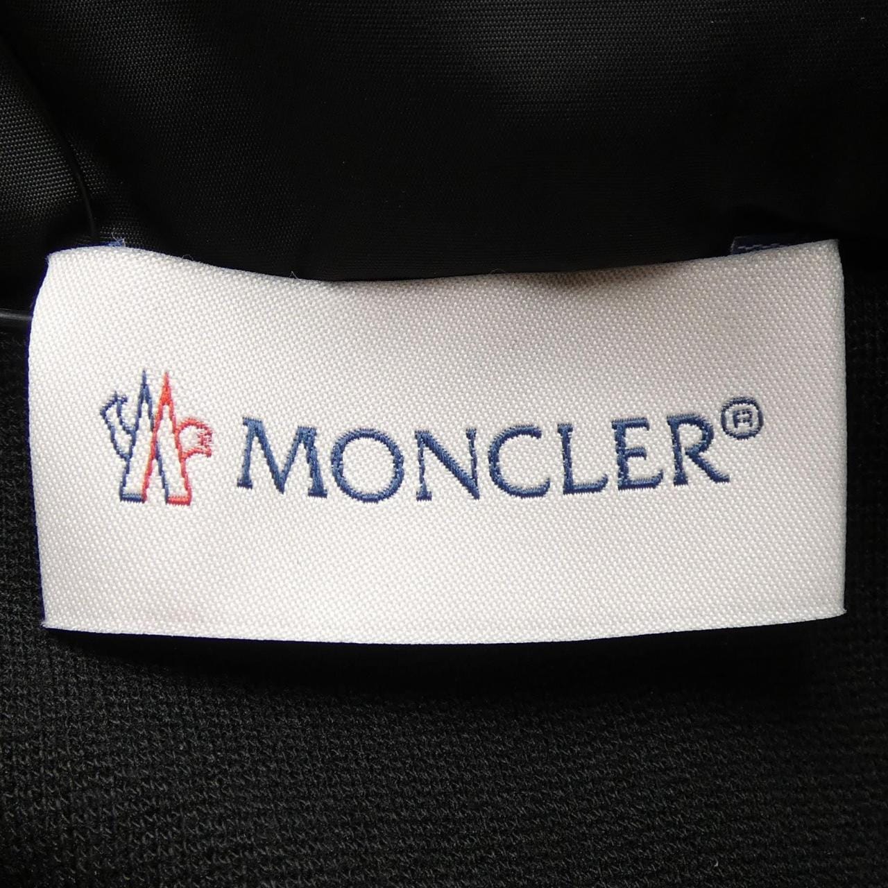 [新品] 盟MONCLER羽絨服