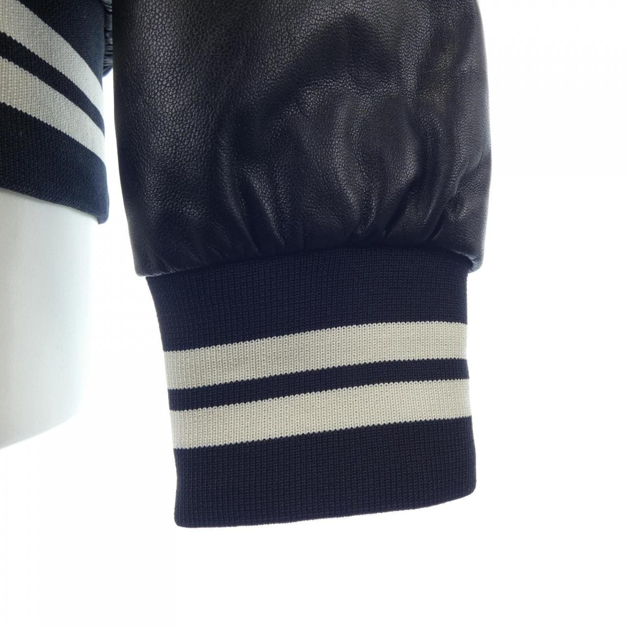 モンクレール MONCLER AUBURN ダウンジャケット