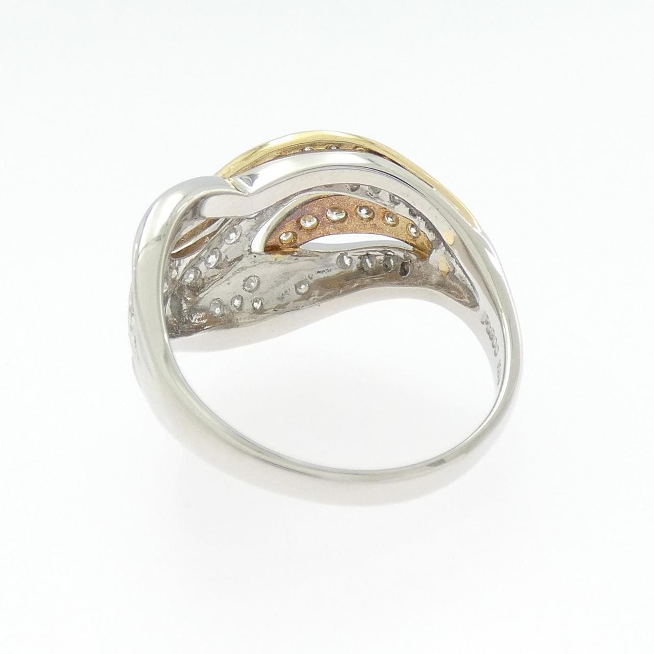 PT900/K18YG钻石戒指，0.56克拉