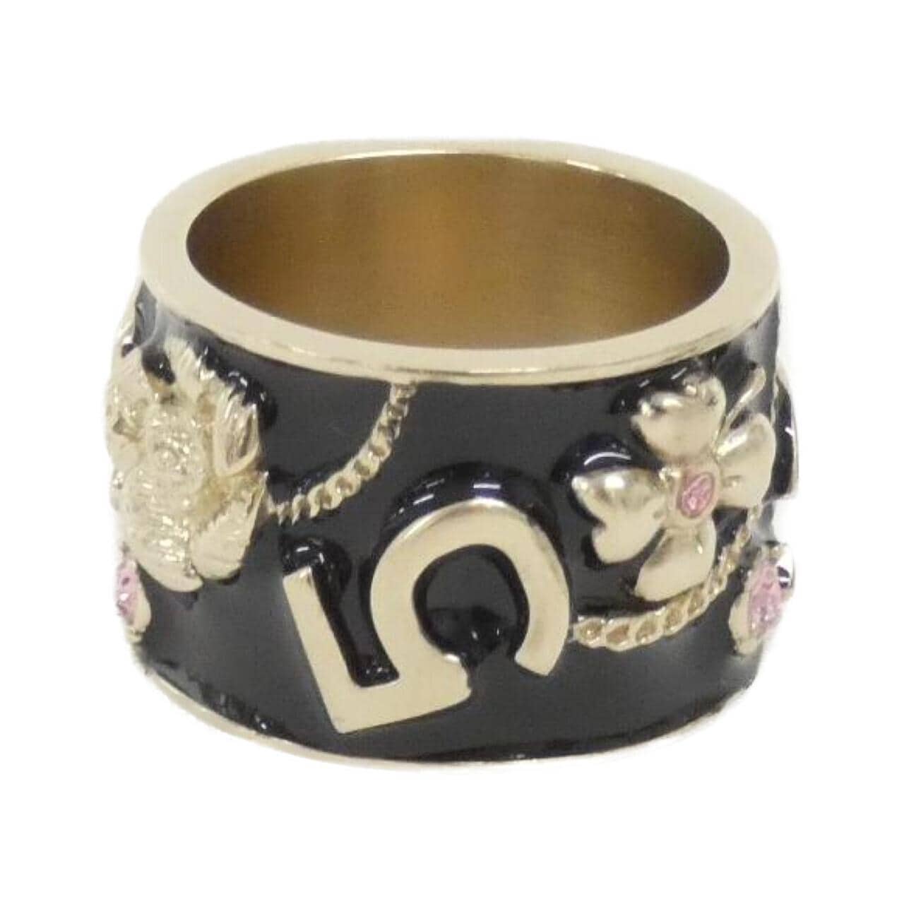 CHANEL ring