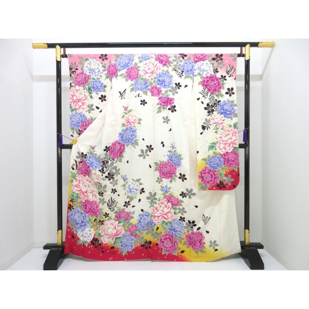 振袖　友禅金彩加工　刺繍入りボカシ染