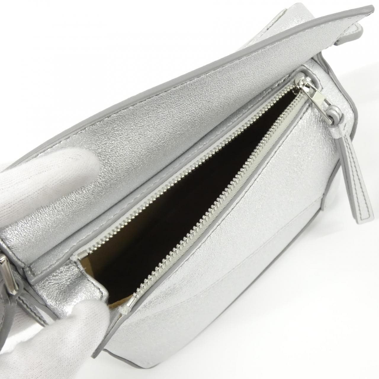 [BRAND NEW] Loewe Puzzle Edge Mini A510P88X43 Bag