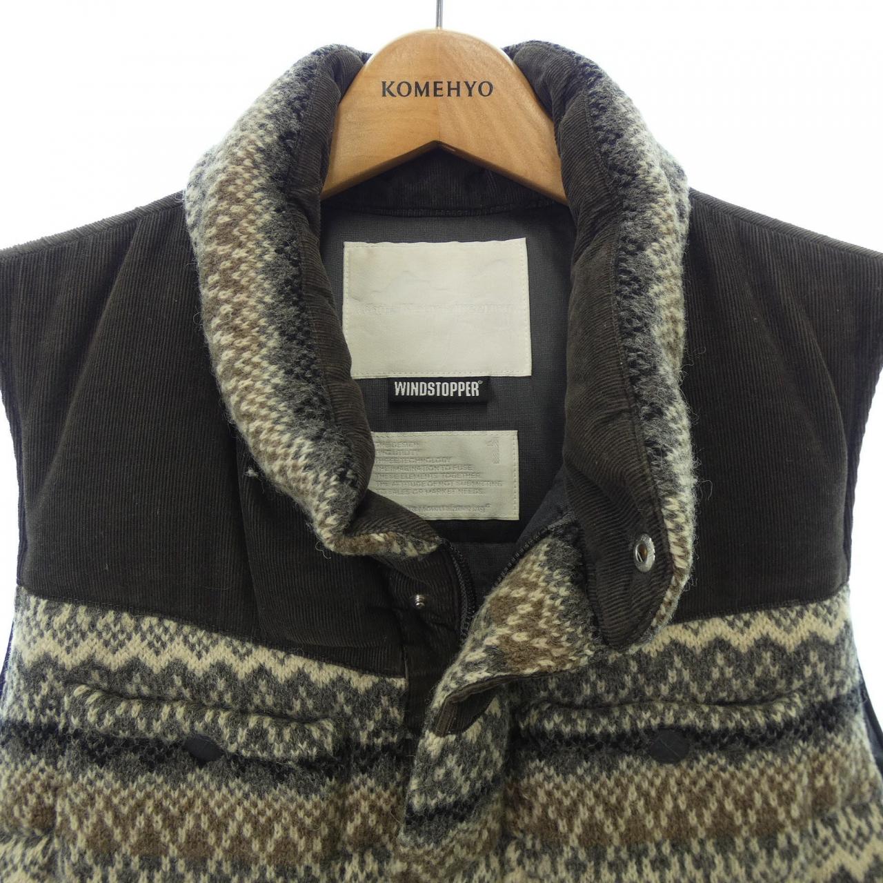 ホワイトマウンテニアリング WHITE MOUNTAINEERING ダウンベスト