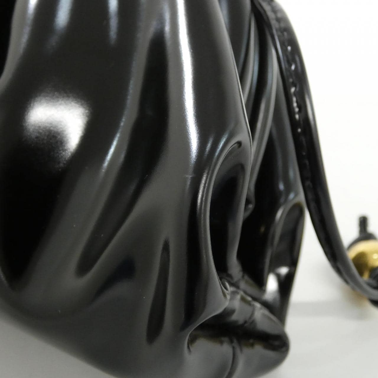 ボッテガヴェネタ 680186 V1C30 ショルダーバッグ