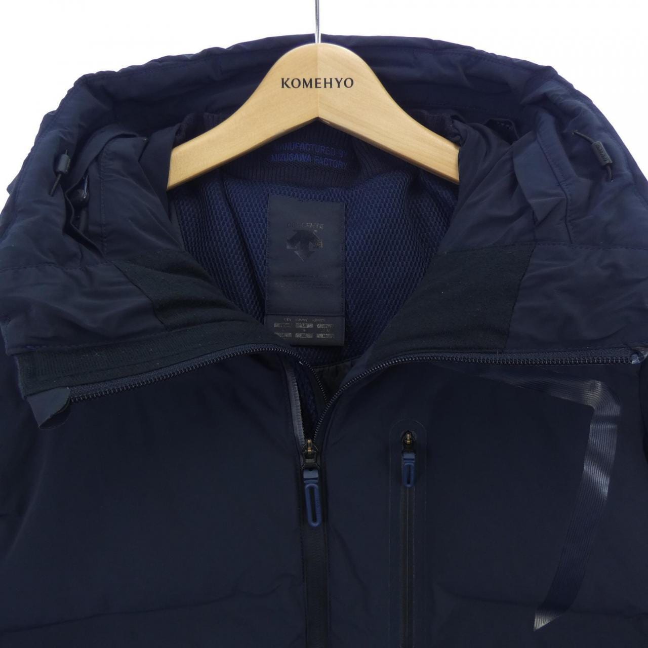 デサント DESCENTE ダウンジャケット