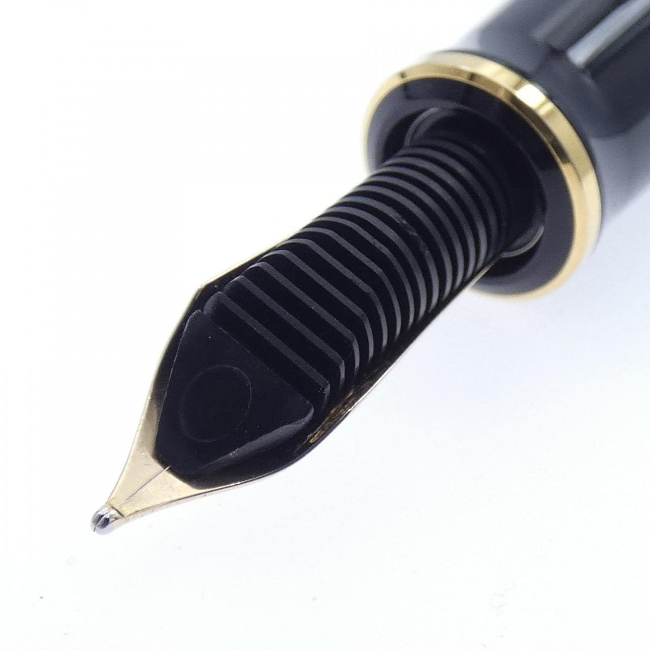 ペリカン スーベレーンM600グリーンストライプ 万年筆