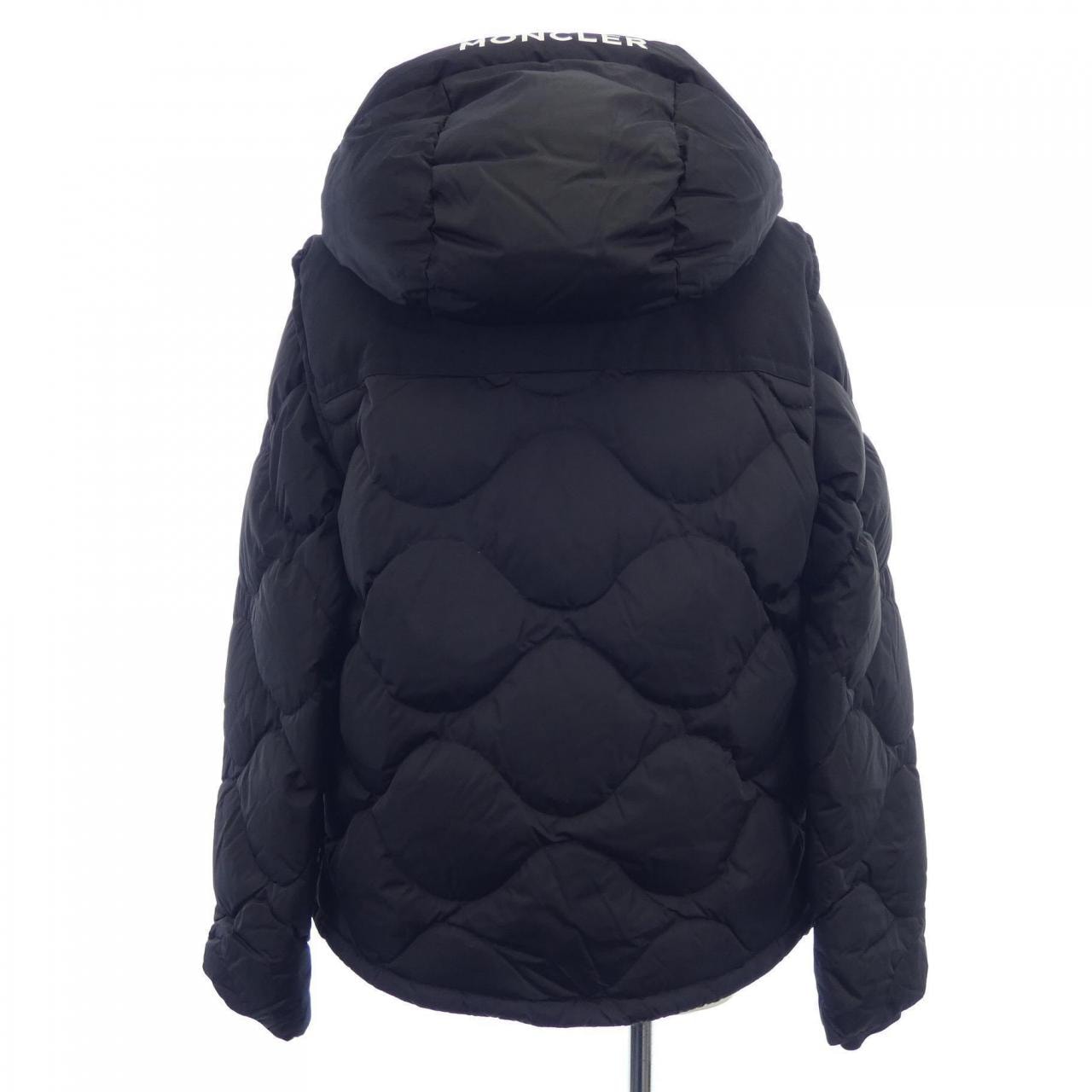 MONCLER蒙克勒羽绒服