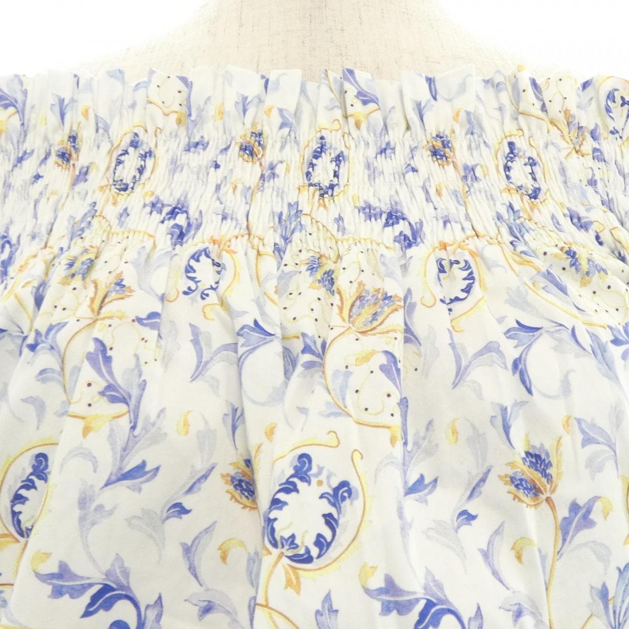 CAROLINE　CONSTAS トップス