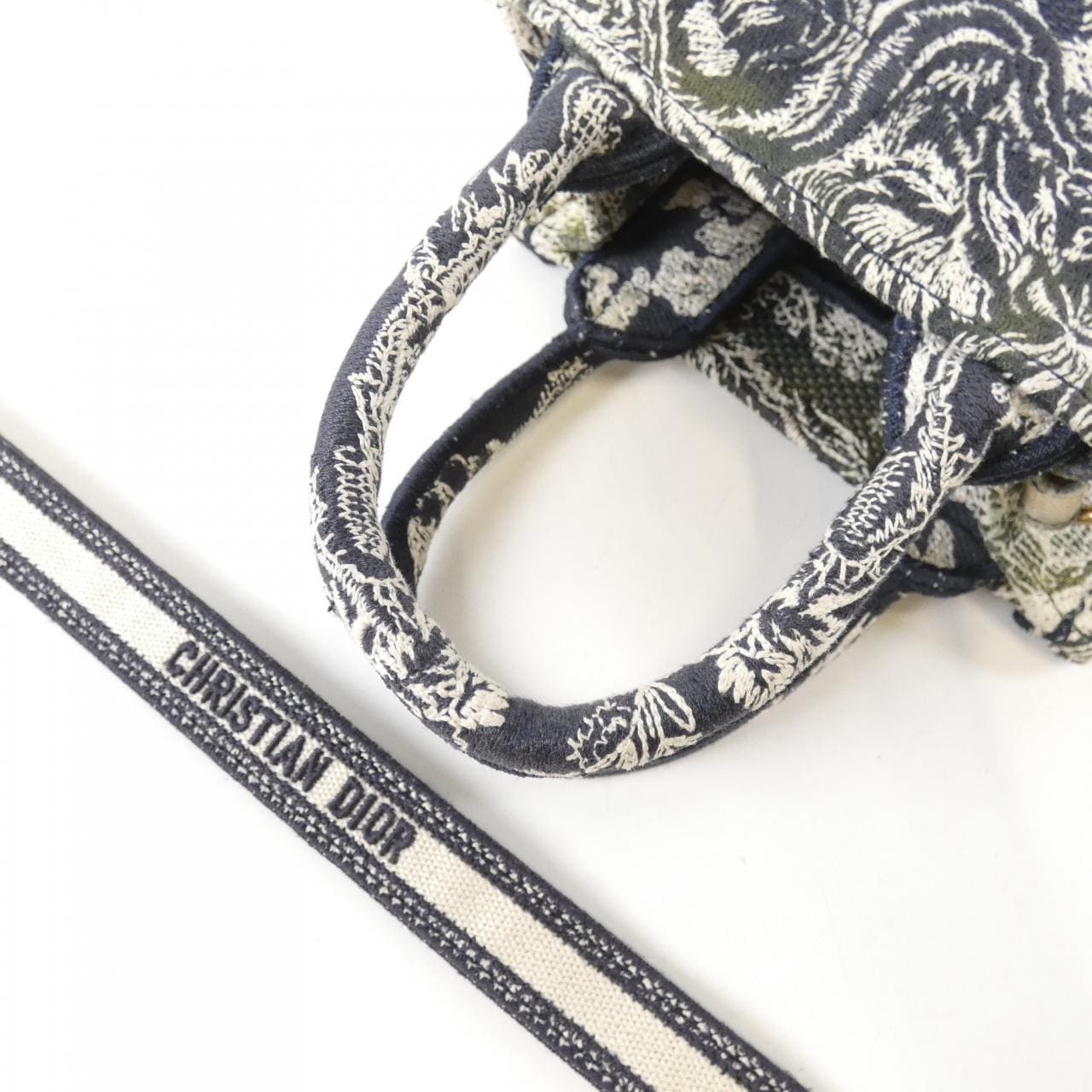 クリスチャンディオール REVERSE TOILE DE JOUY ディオール ブック トート ミニ バーティカル バッグ  S5555CRGO バッグ