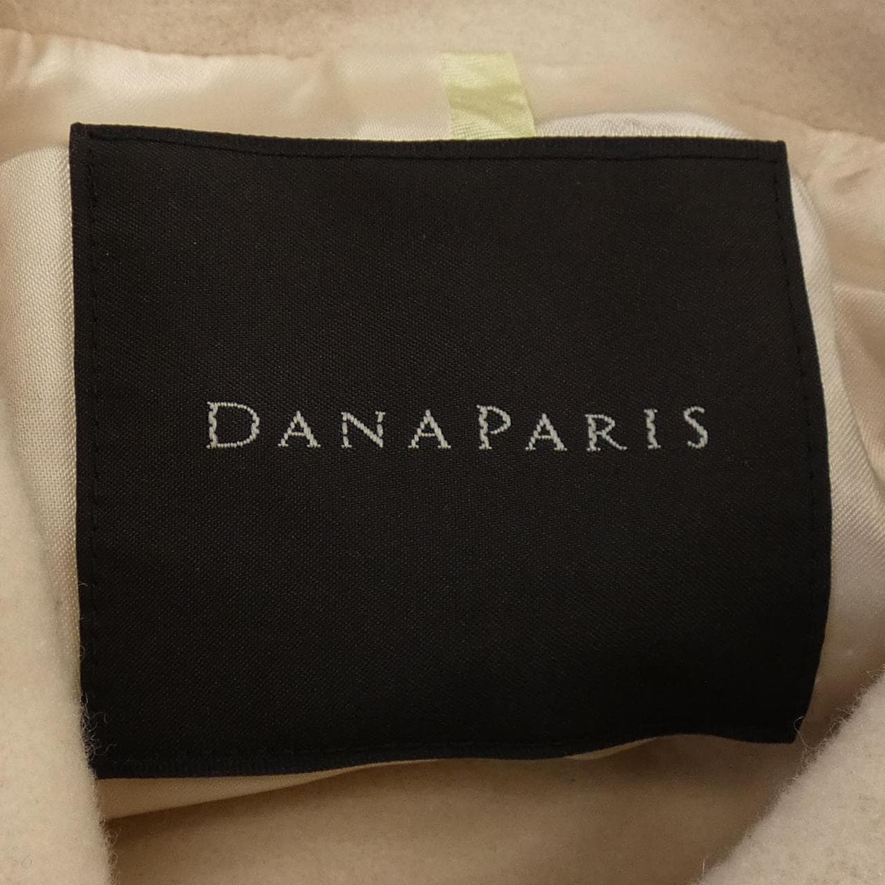 ダナパリ DANAPARIS コート