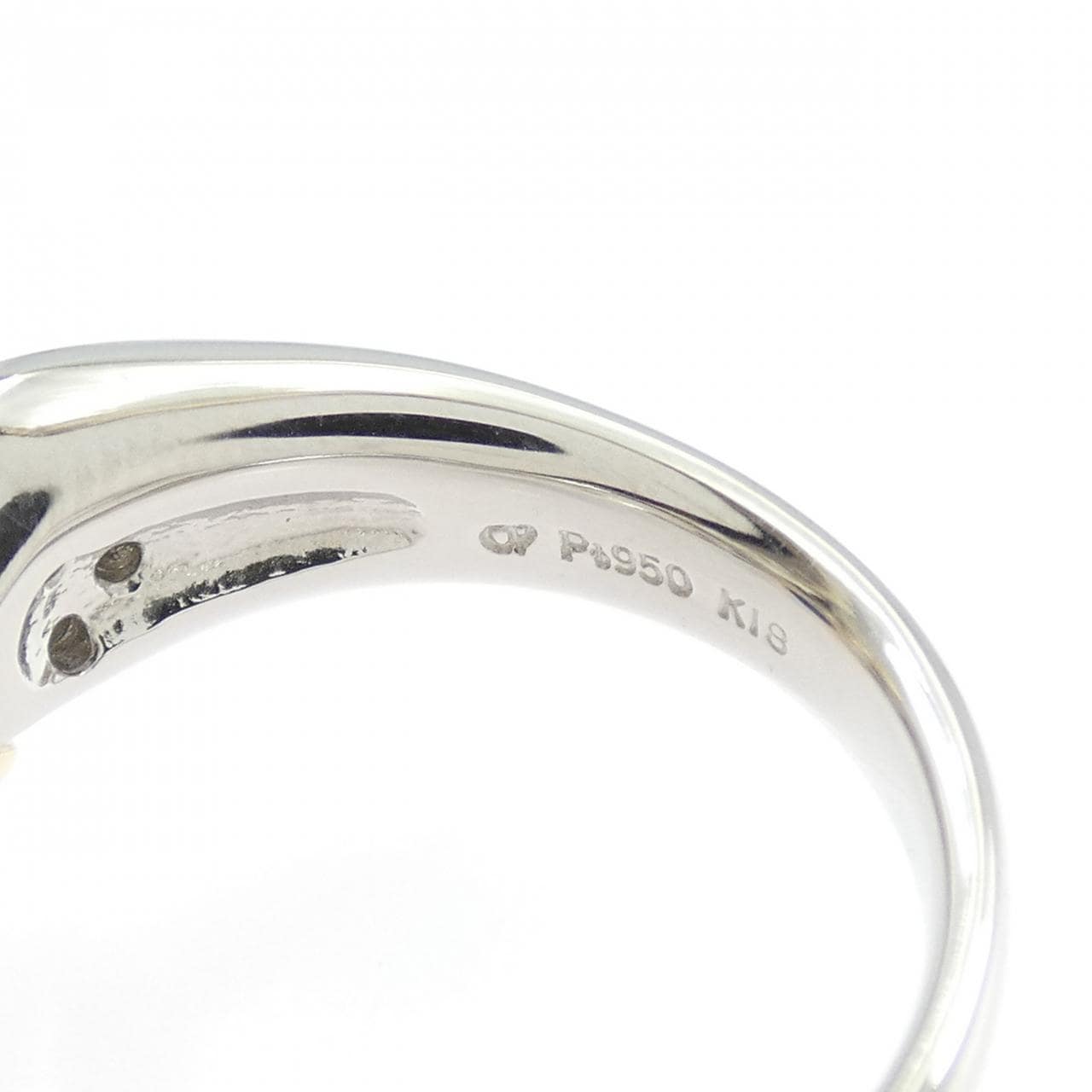 クレサンベール 合成スターサファイヤ リング 4.17CT