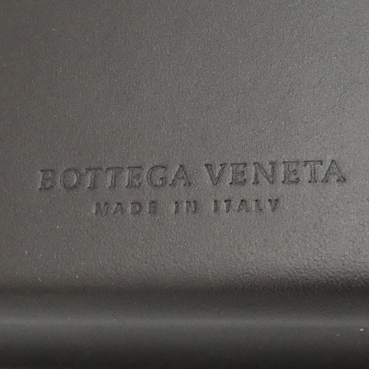 【新品】ボッテガヴェネタ 577038 VMAU2 ショルダーバッグ