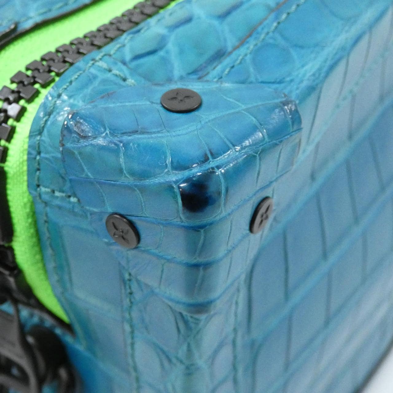 ルイヴィトン エキゾチック レザー ソフトトランク N99414 ショルダーバッグ