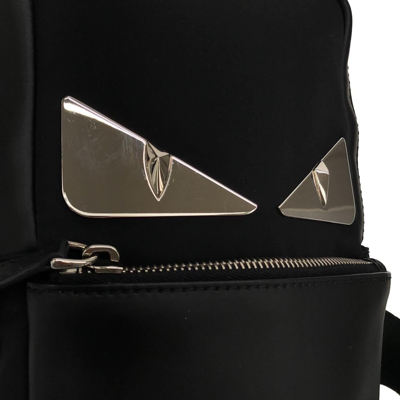 フェンディ BAG BUGS 7VZ033 A2FT ショルダーバッグ