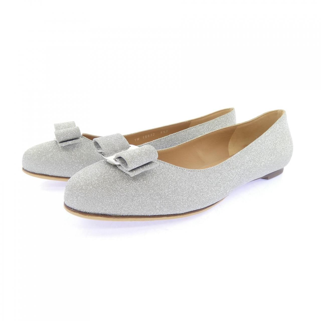 サルヴァトーレフェラガモ SALVATORE FERRAGAMO 15832 シューズ