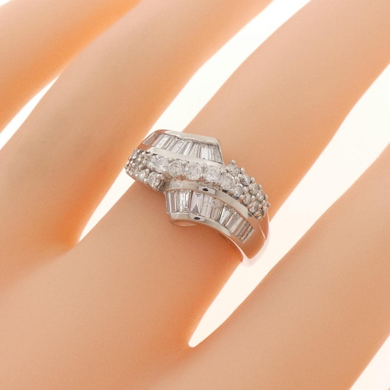 PT900 ダイヤモンド リング 1.02CT