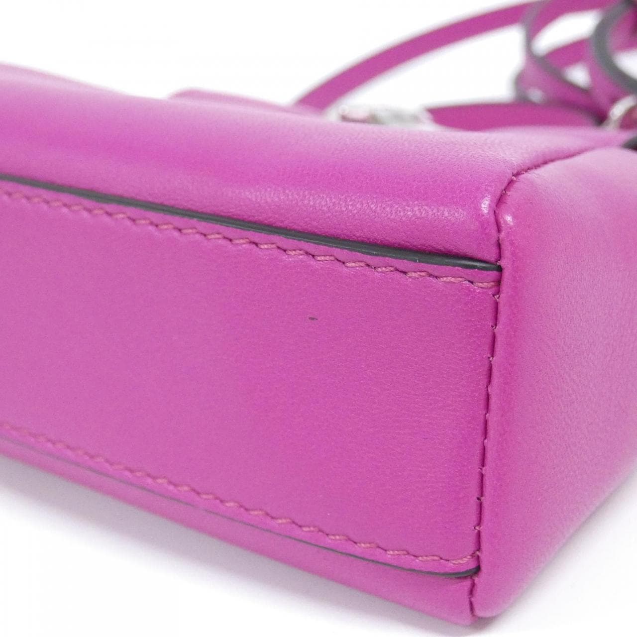 フェンディ マイクロ ピーカブー 8M0355 K47 バッグ