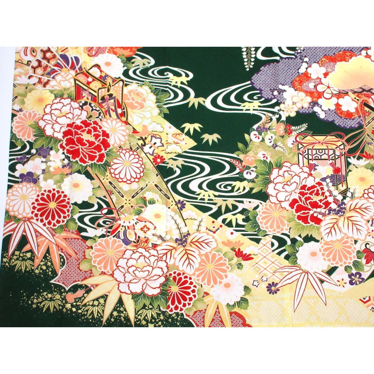 振袖　友禅金彩加工　刺繍入り