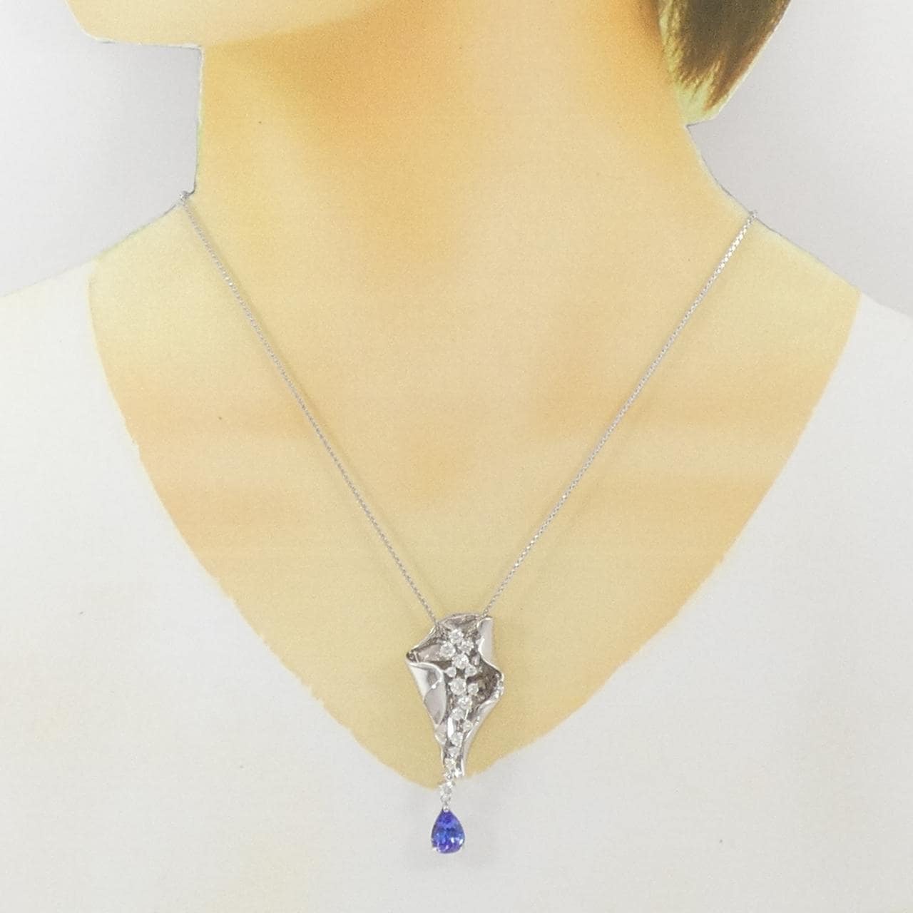 K18WG タンザナイト ネックレス 2.25CT