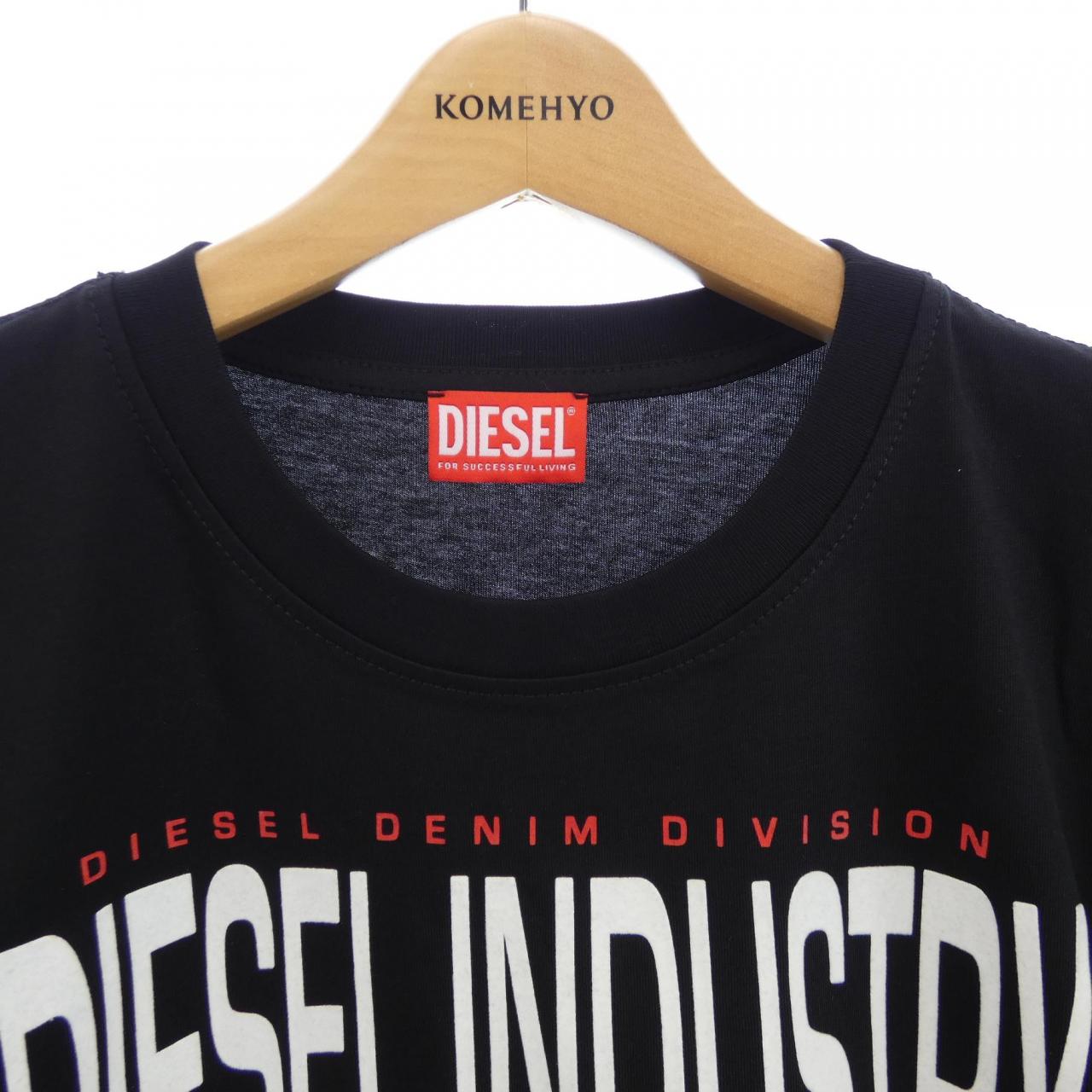 ディーゼル DIESEL A11076 0CATM 900 Tシャツ