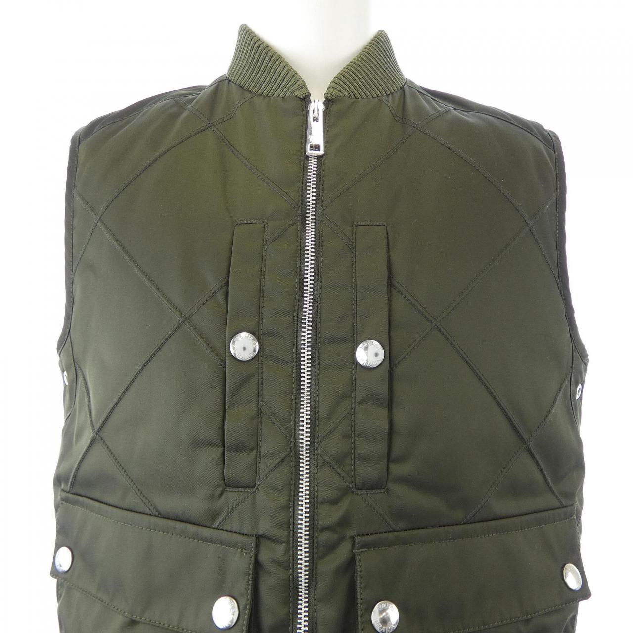 プラダ PRADA SGB315 ベスト