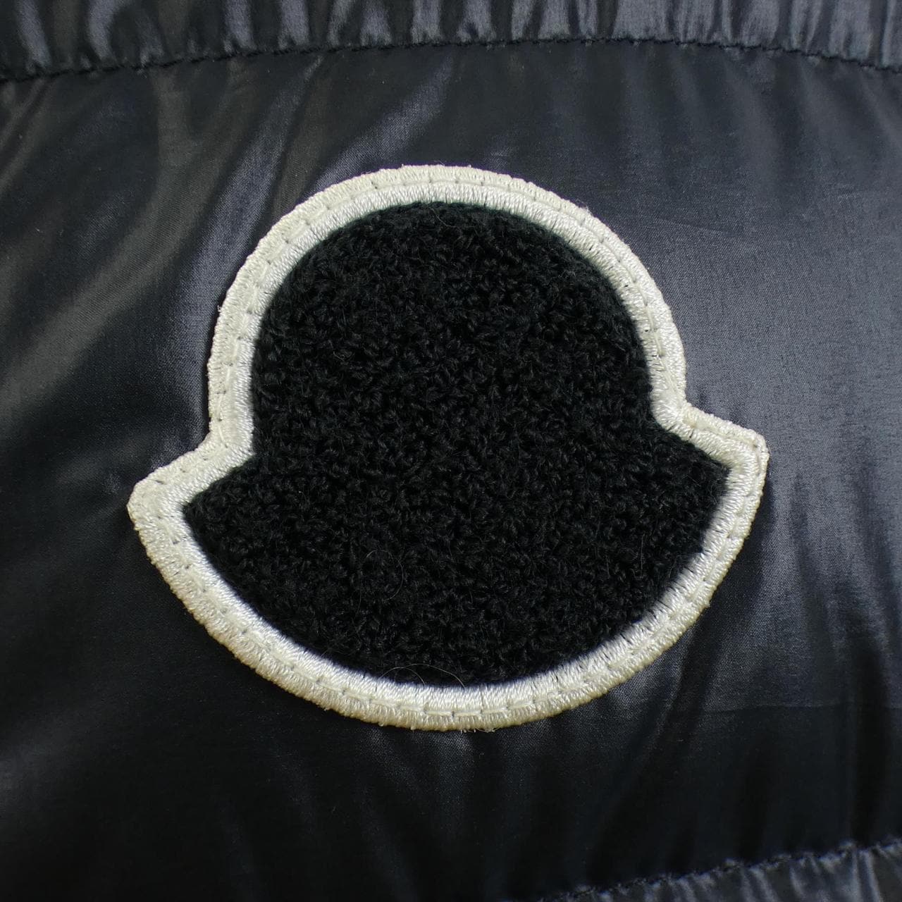 モンクレール MONCLER TORILIS ダウンジャケット