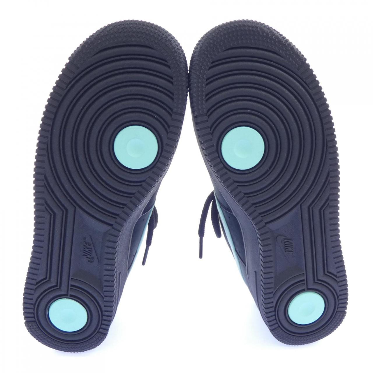 ナイキ NIKE DZ1382-001 スニーカー