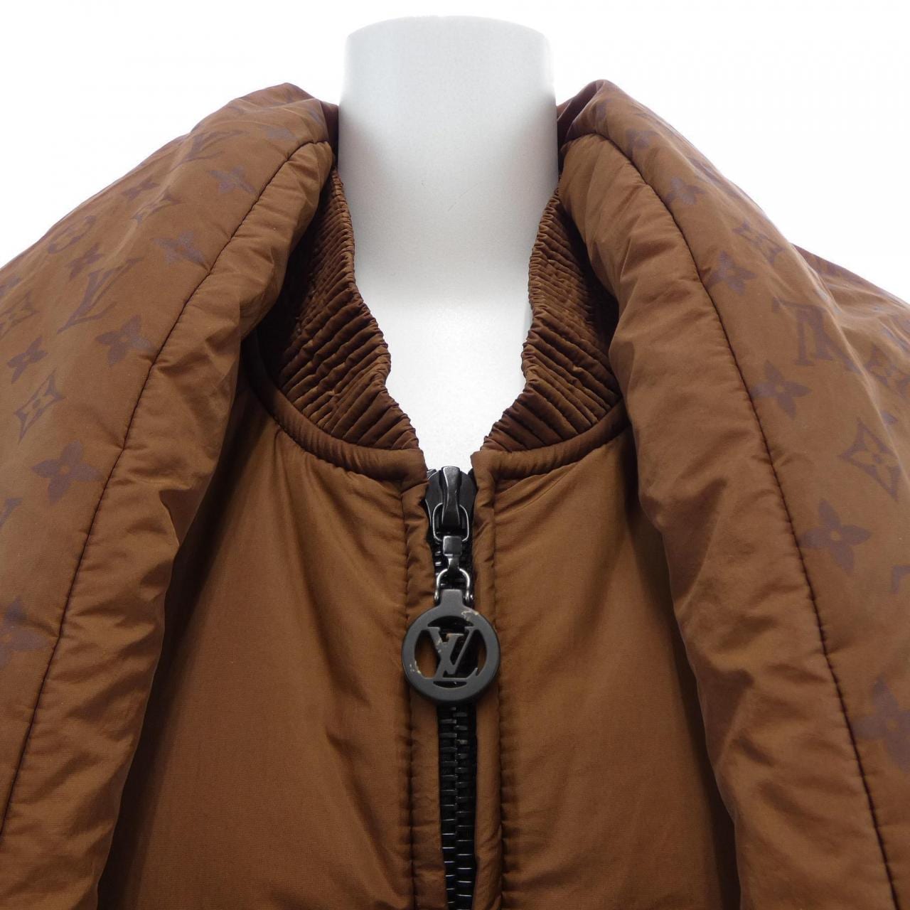 ルイヴィトン LOUIS VUITTON マフラーディテールボンバージャケット FVOW80D6W ブルゾン