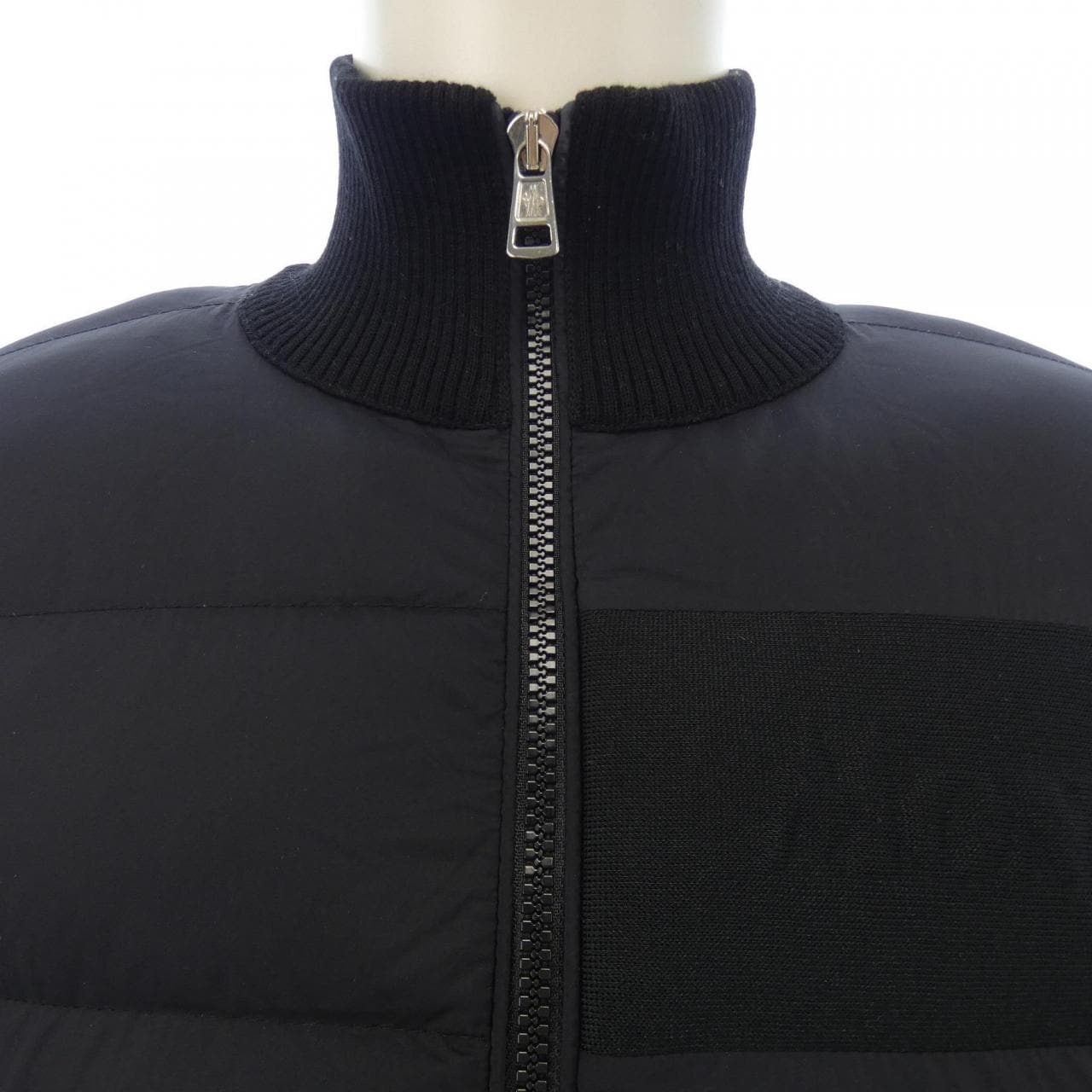 モンクレール MONCLER 20919B51600 ダウンジャケット