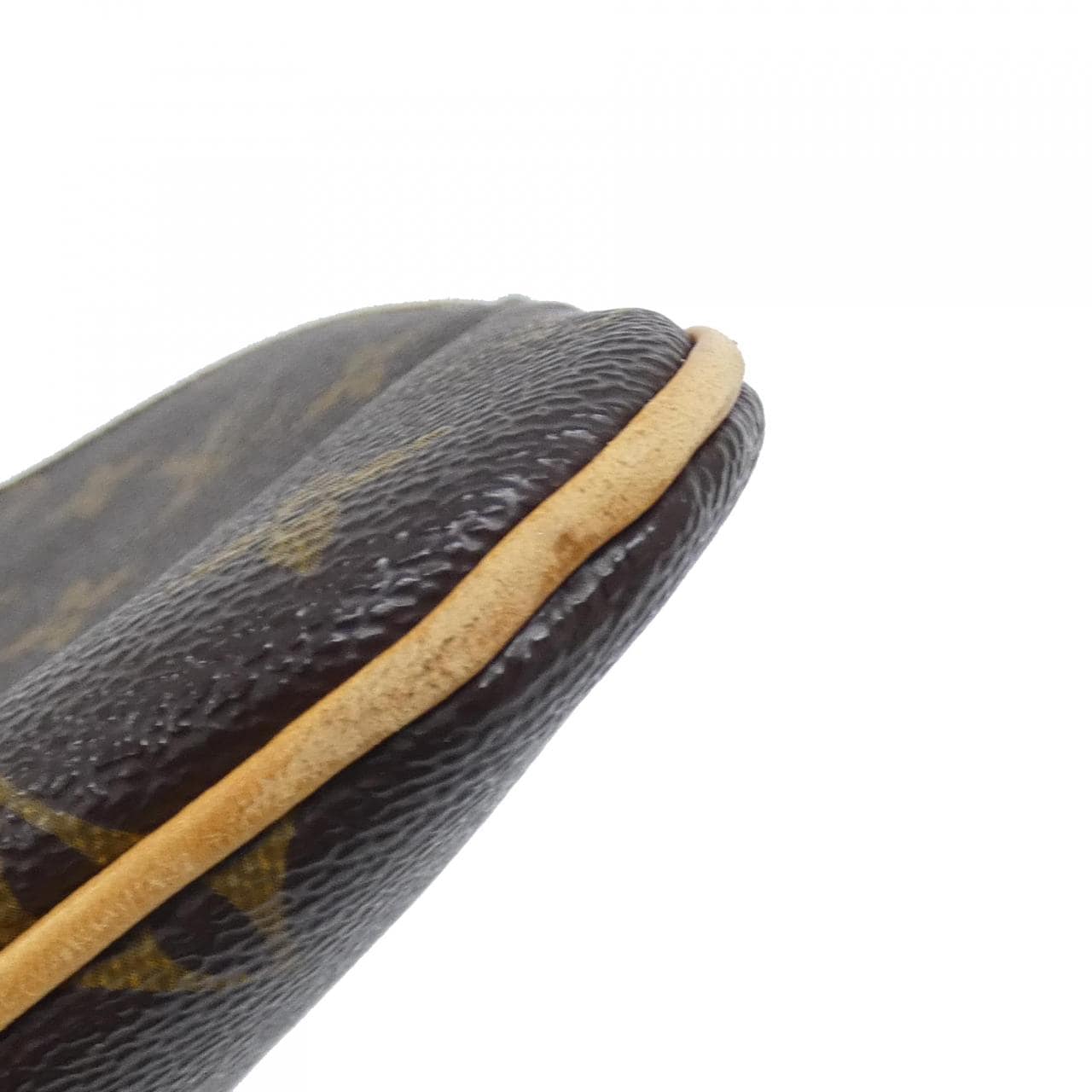 LOUIS VUITTON Monogram Pochette Valmy M40524 单肩包