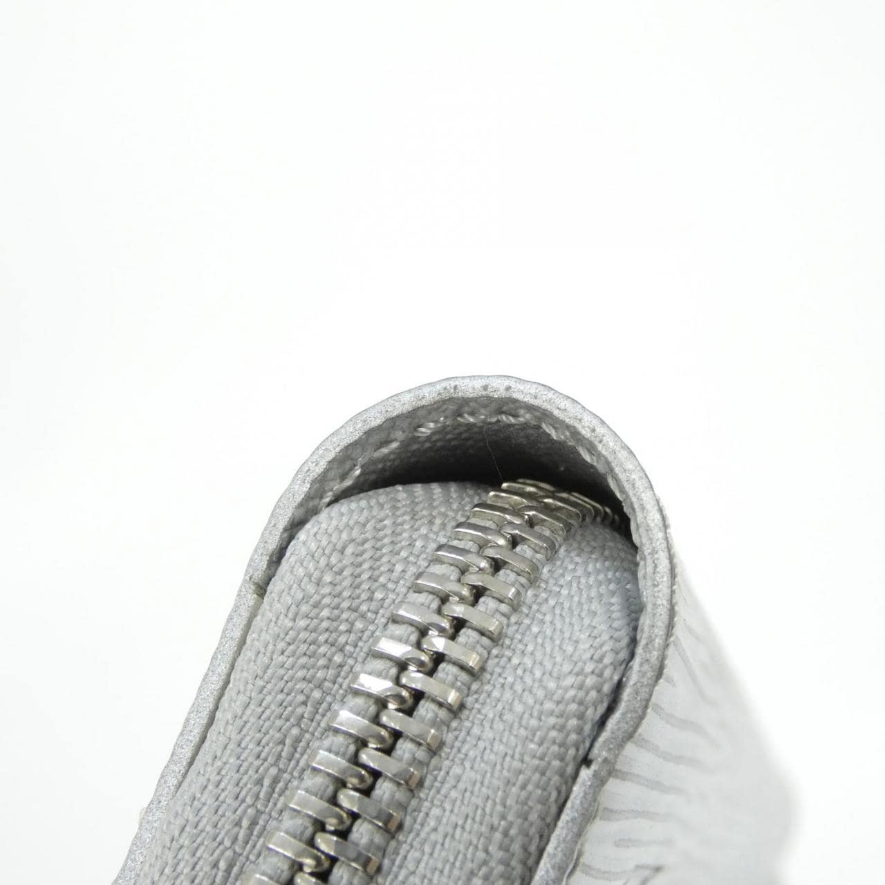 LOUIS VUITTON Epi (LV Night)拉链钱包 M82794 钱包