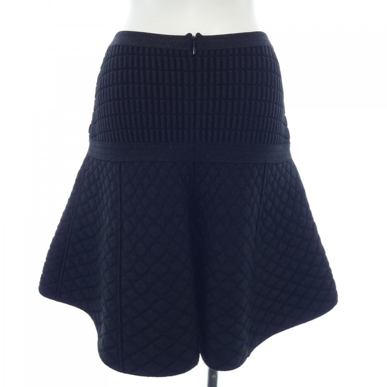 CHANEL P47236K05978 Skirt