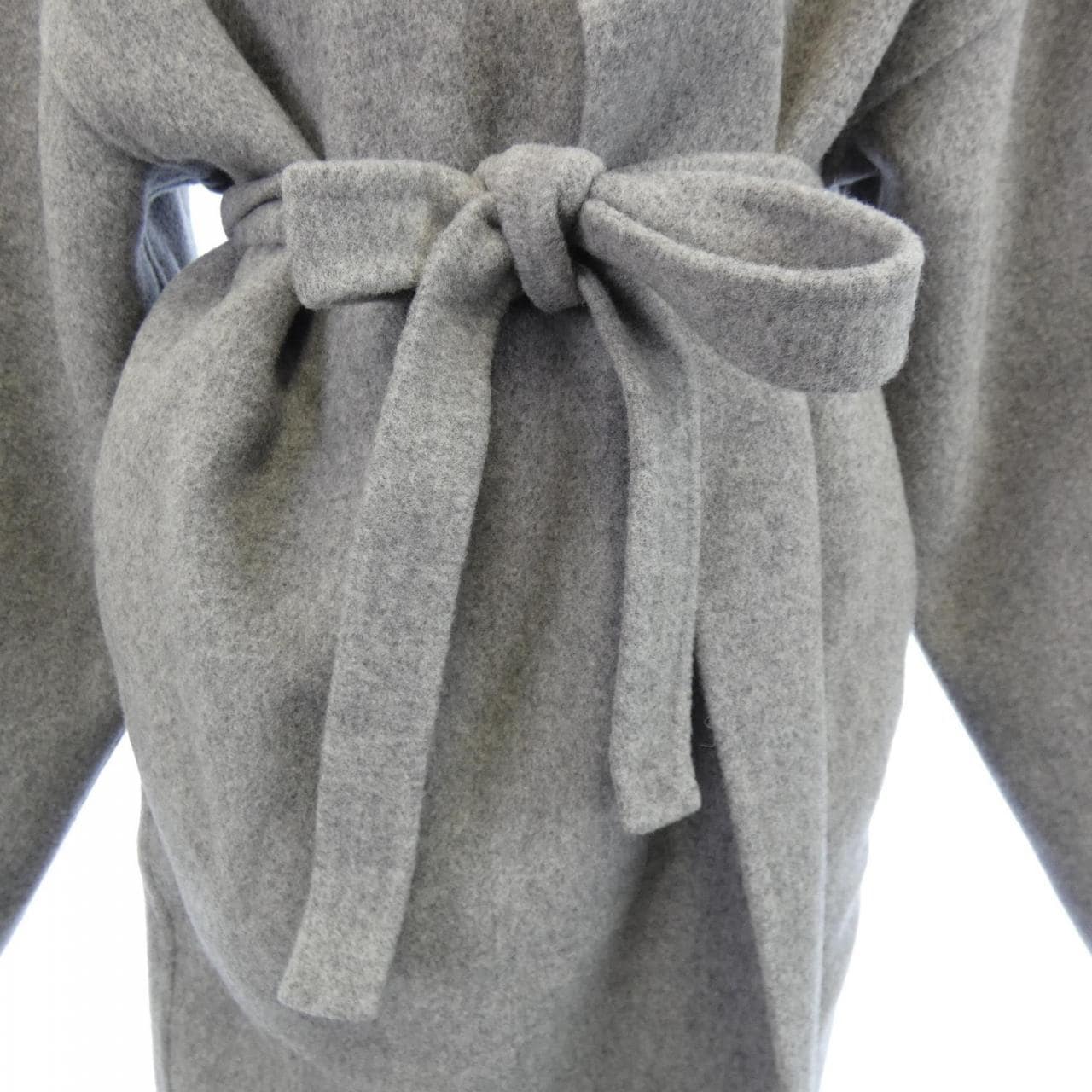 ヌメロヴェントゥーノ N°21 コート