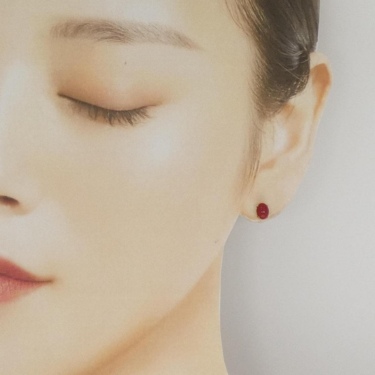 【新品】K18YG 珊瑚耳環 1.30克拉