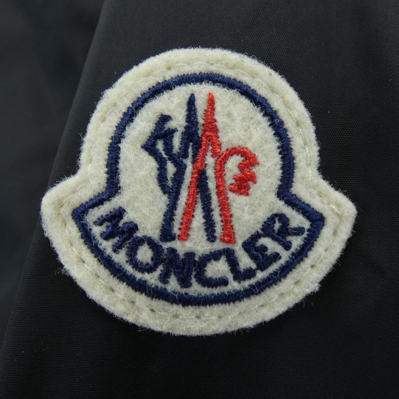 モンクレール MONCLER MELAMPYRE ダウンジャケット