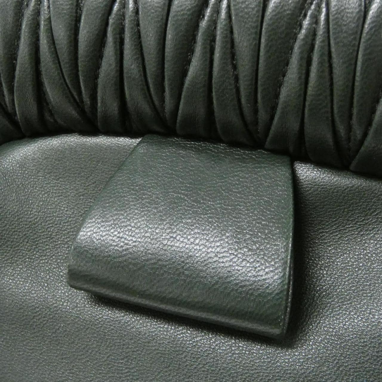 ミュウミュウ 5BF110 ショルダーバッグ