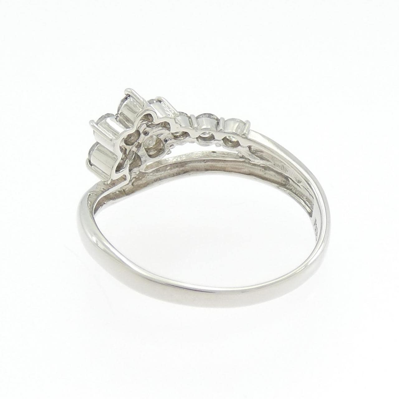 PT900 フラワー ダイヤモンド リング 0.50CT