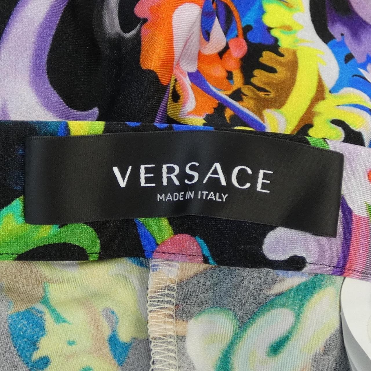 ヴェルサーチェ VERSACE レギンス