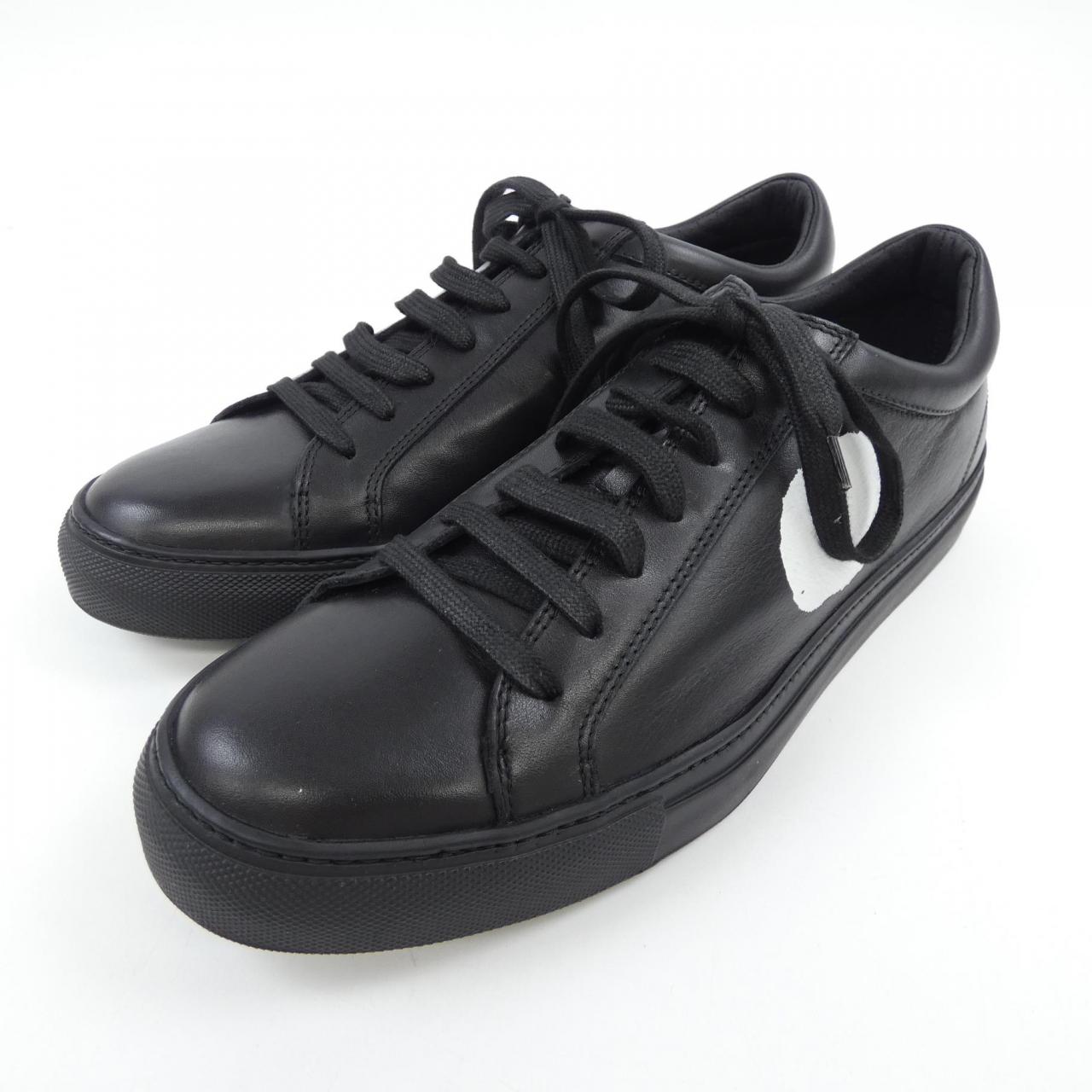 Comme des Garson衬衫GARCONS SHIRT Erik Schedin运动鞋