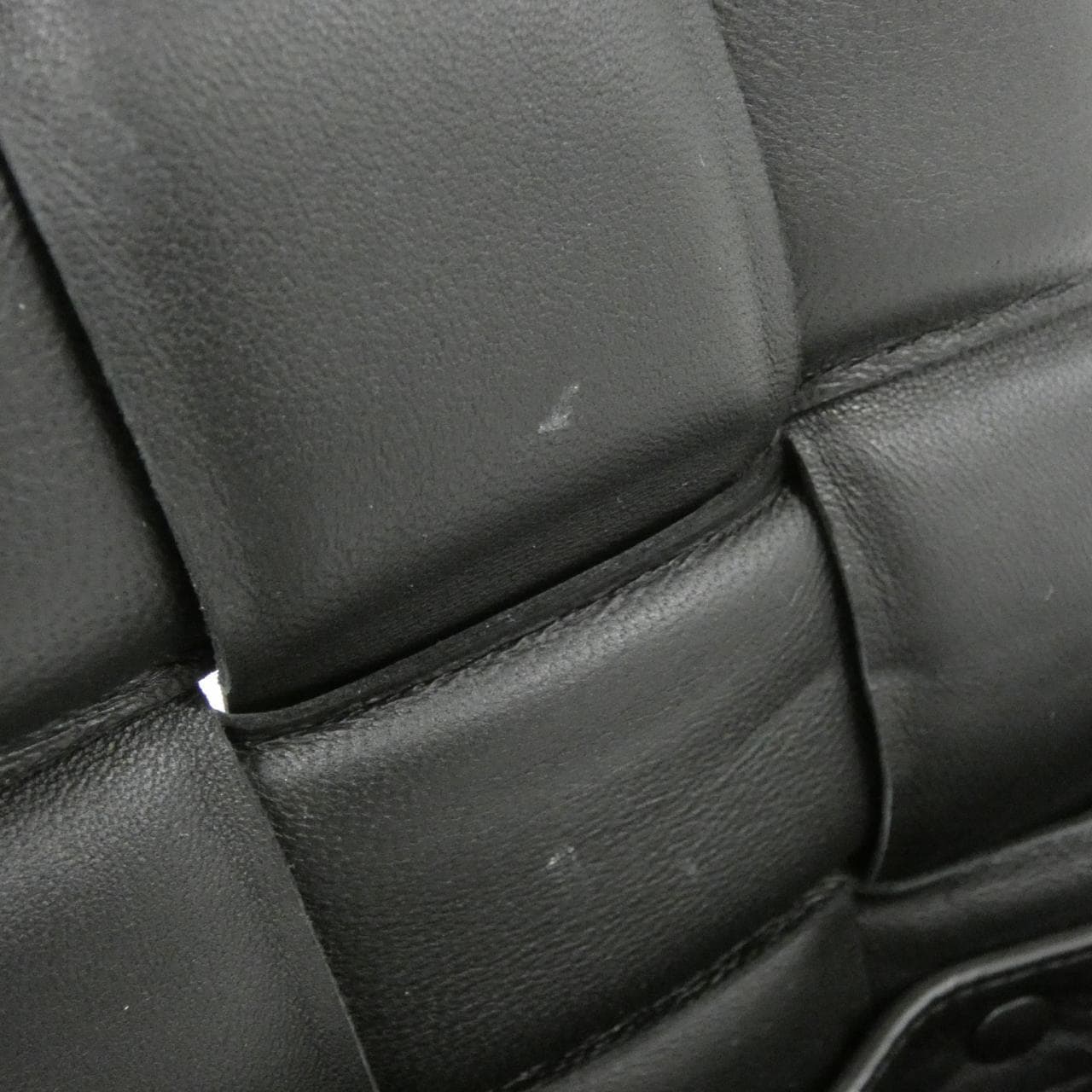 ボッテガヴェネタ 591970 VCQR1 ショルダーバッグ