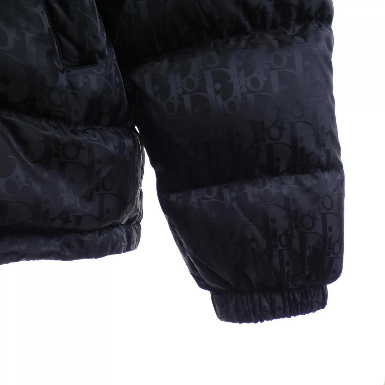 ディオール DIOR DIOR ESSENTIALS パファージャケット OBLIQUE 943C449A4462 ダウンジャケット