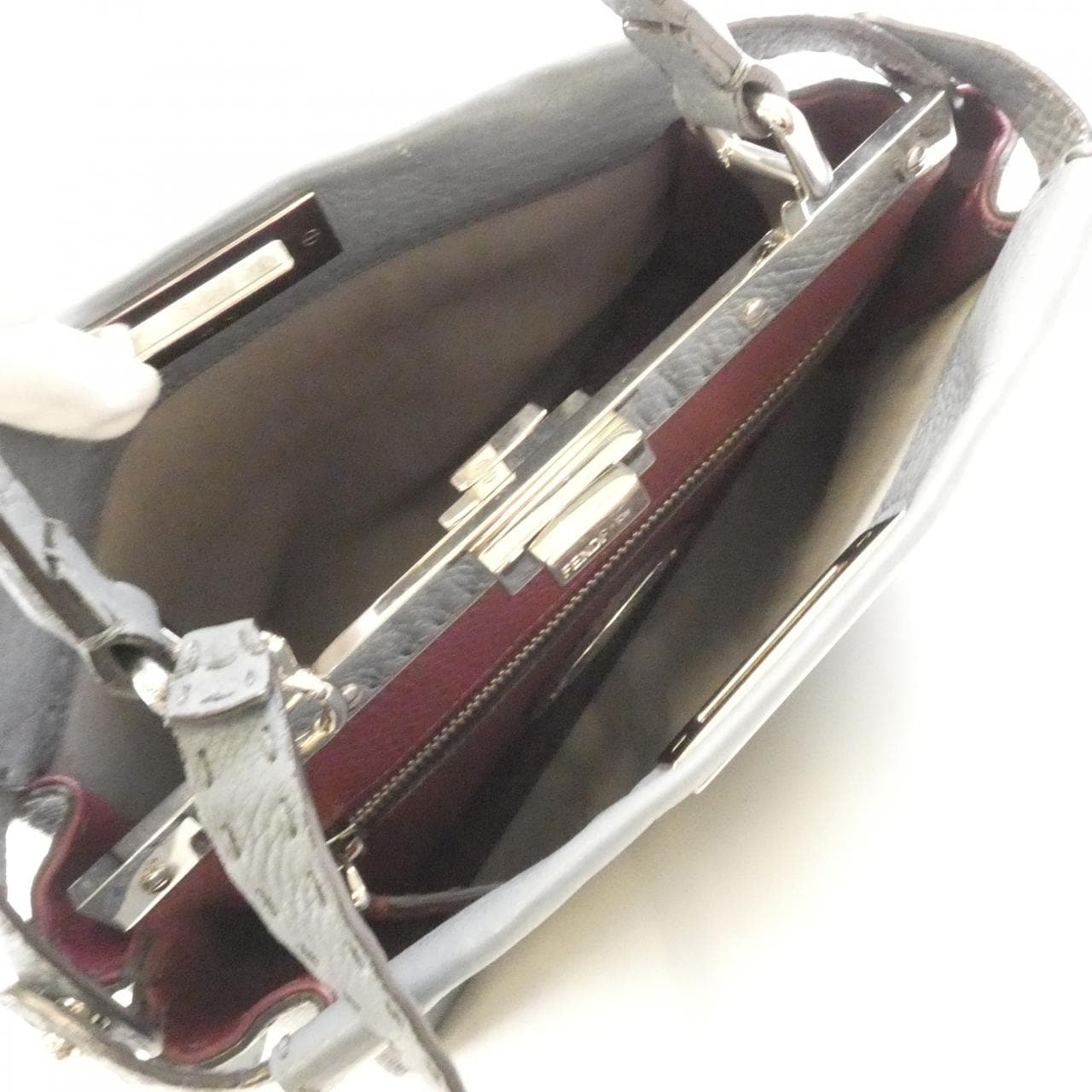 フェンディ SELLERIA ピーカブー 8BN290 Q0J バッグ