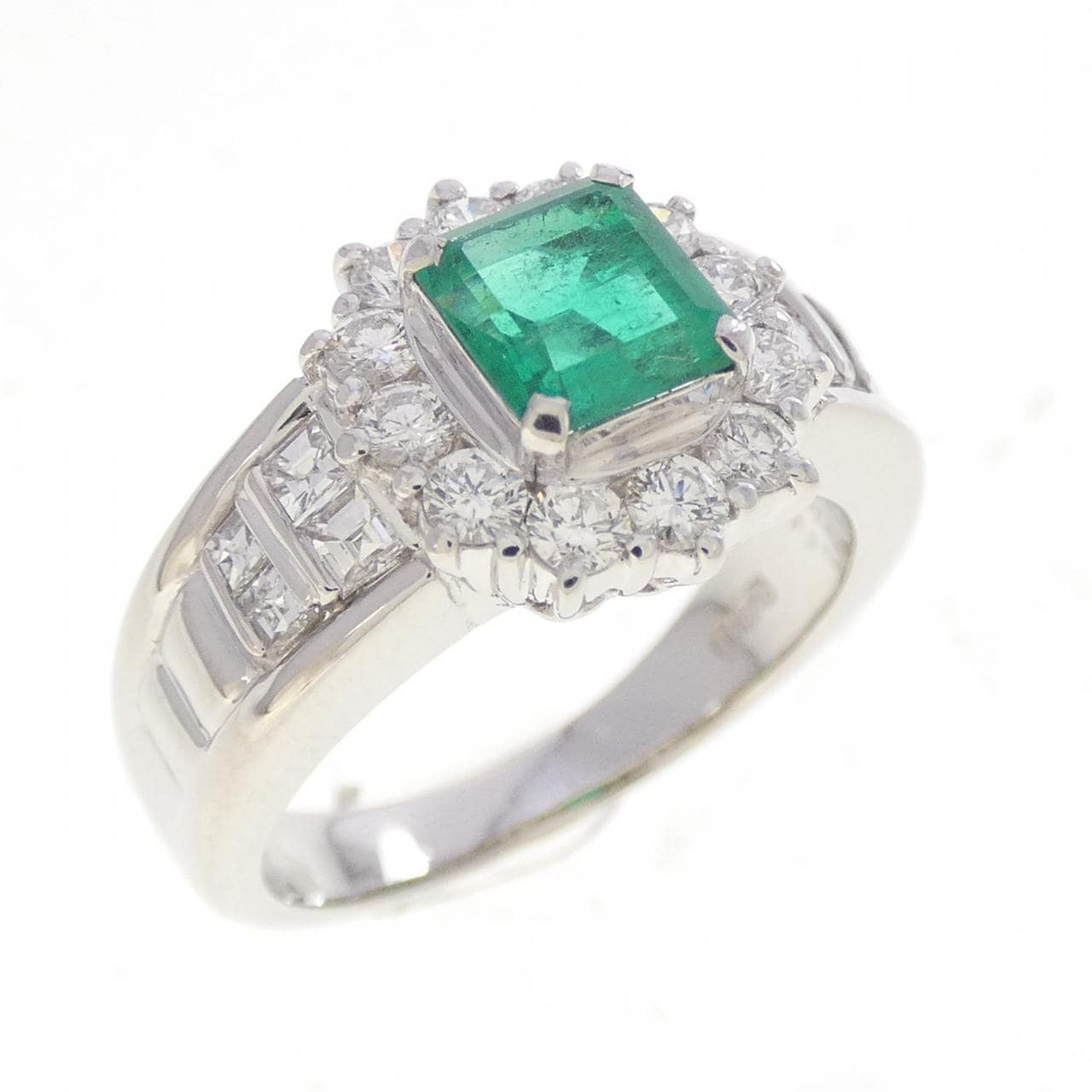PT900 エメラルド リング 0.61CT