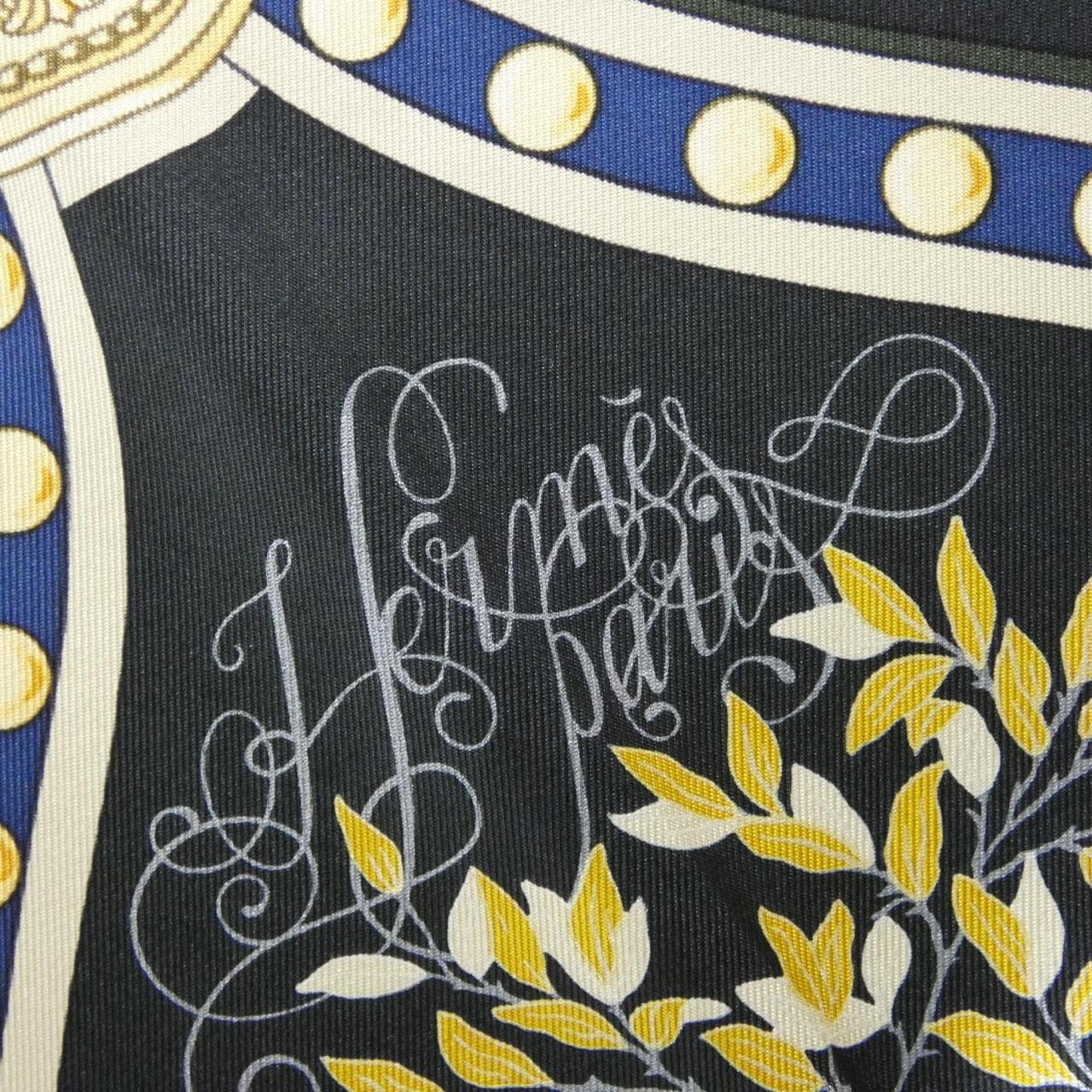 エルメス GLAND TRALALA カレ スカーフ