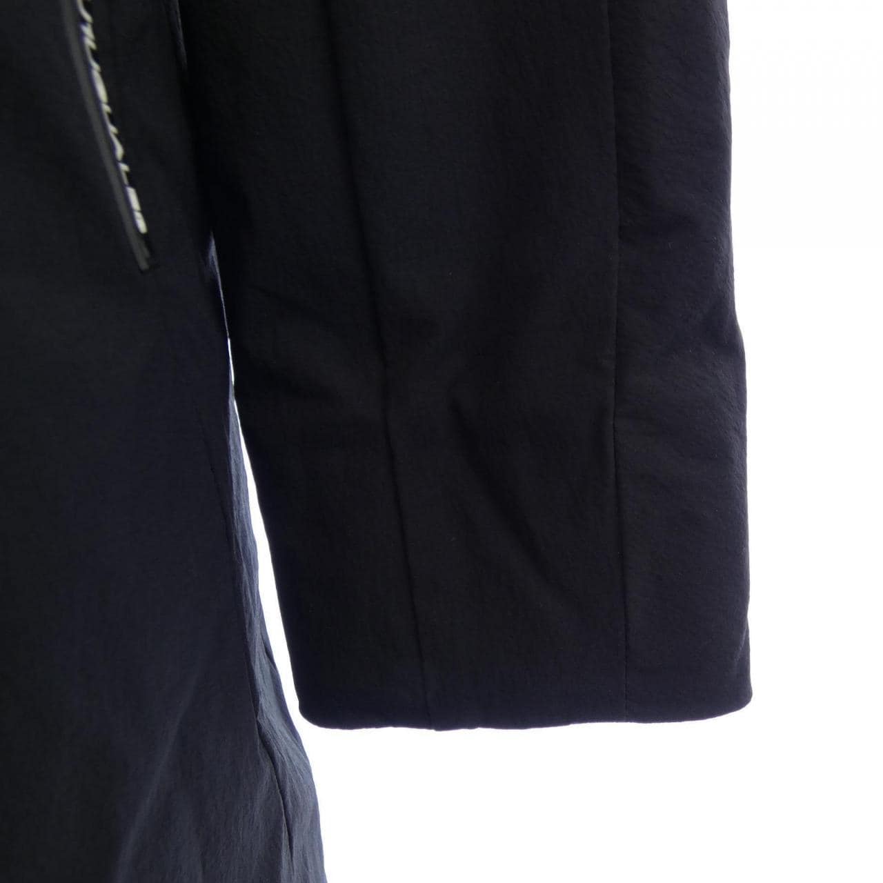 ウノピゥウノウグァーレトレリラックス 1PIU1UGUALE3 RELAX コート