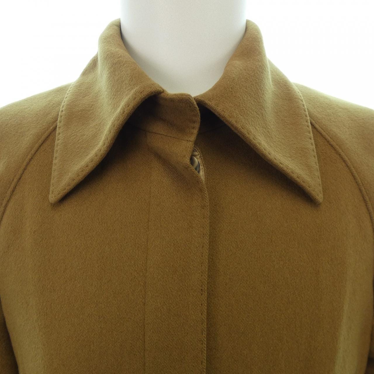 トゥモローランド TOMORROW LAND コート