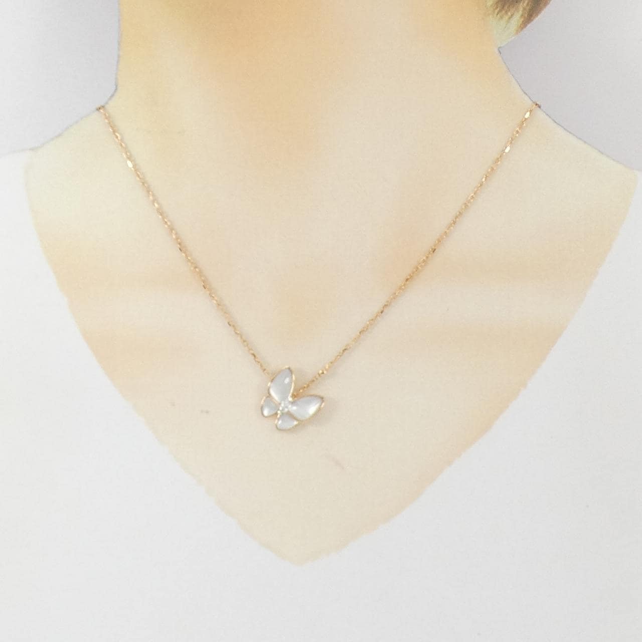 ヴァンクリーフ&アーペル ドゥ パピヨン ネックレス