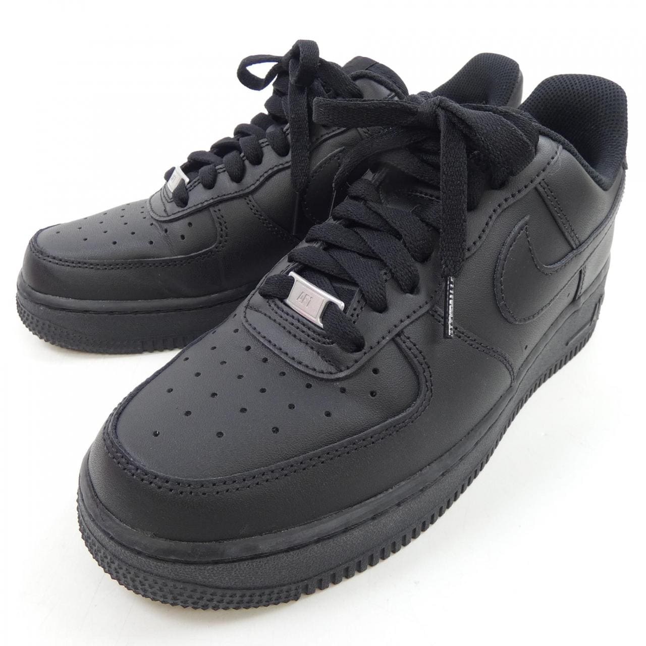 耐克NIKE运动鞋