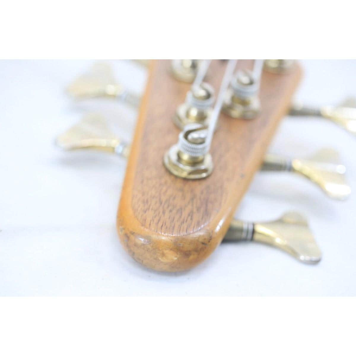 ＴＵＮＥ　　ＳＯＭＮＵＳ　ＺＩ－ＩＩＩ－６