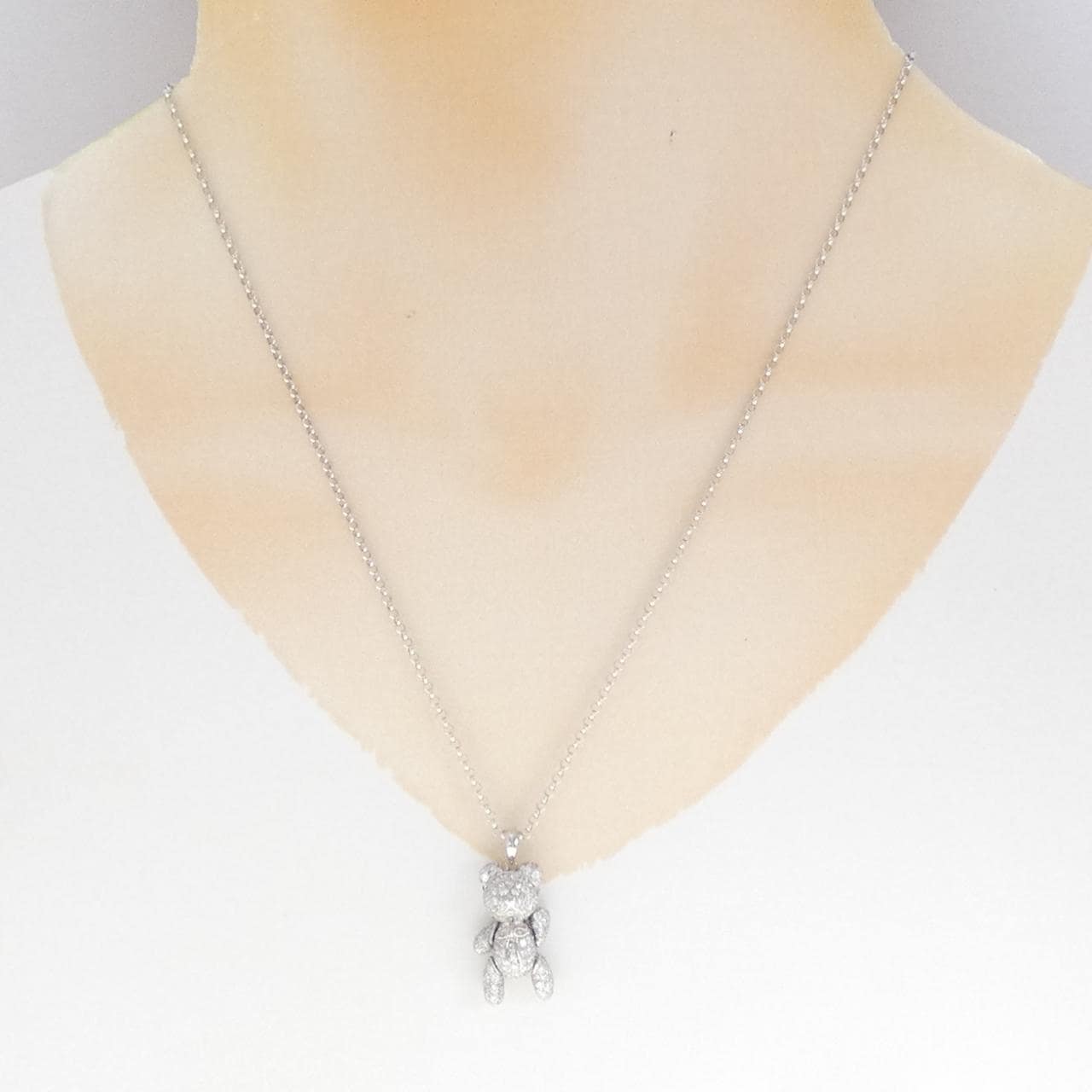 K18WG ベア ダイヤモンド ネックレス 2.50CT